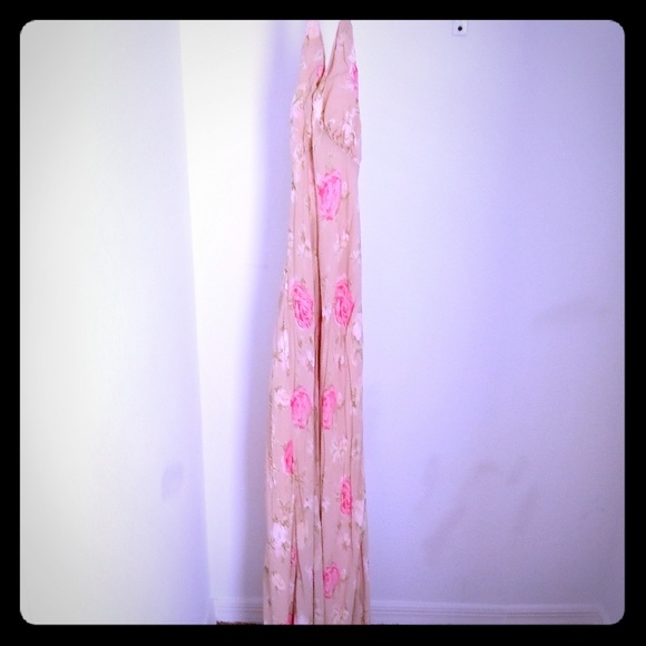 Floral halter style gown size M - Picture 4 of 6